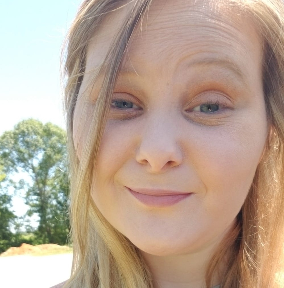 Meet your Posher, Carly